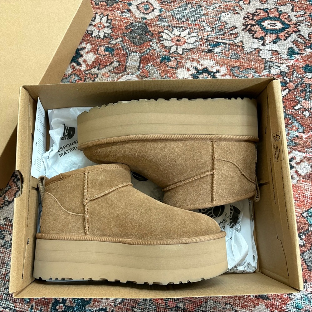 UGG Classic Ultra Mini Platforms